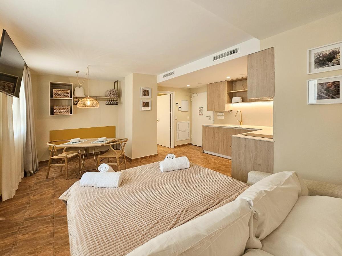 Apartamentos Las Ciencias Studio T Valence Extérieur photo