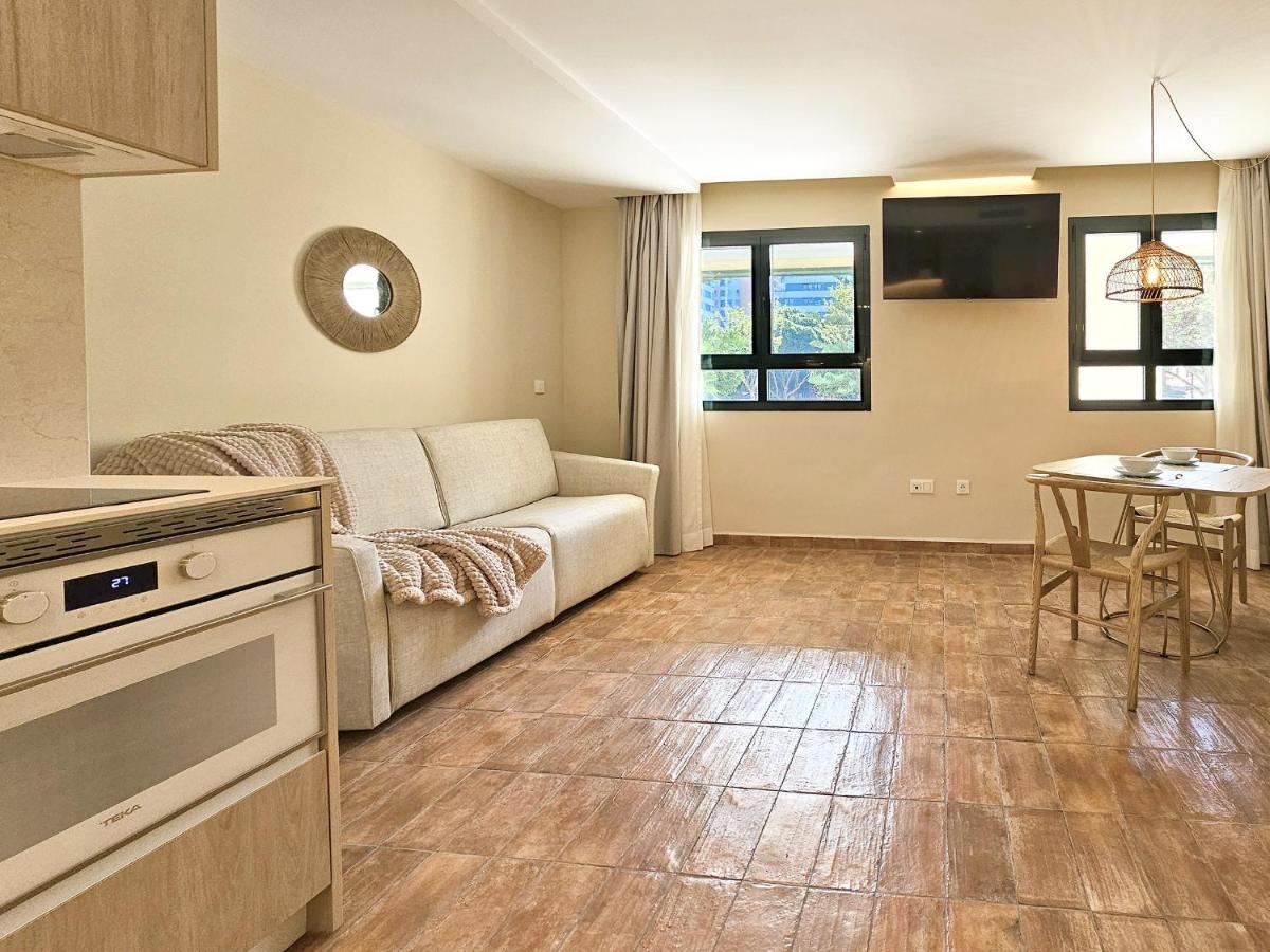 Apartamentos Las Ciencias Studio T Valence Extérieur photo